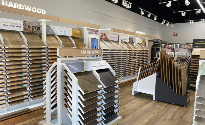 Deans Carpet One hardwood display in Meaford, ON
